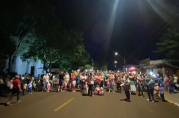 Foto - Sucesso da 4ª Caminhada Luminosa em Coronel Barros