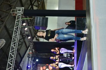 Foto - Eleitas as soberanas da 9ª Expocelb de Coronel Barros durante cerimônia no Clube Ipiranga