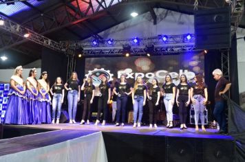 Foto - Eleitas as soberanas da 9ª Expocelb de Coronel Barros durante cerimônia no Clube Ipiranga