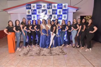 Foto - Eleitas as soberanas da 9ª Expocelb de Coronel Barros durante cerimônia no Clube Ipiranga