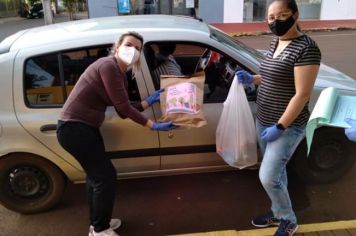 Foto - Drive-Thru EMEI Primeiros Passos blocos A e B