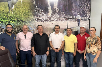 Prefeito de Coronel Barros Recebe Comitiva de Eugênio de Castro para Fortalecer Parcerias Intermunicipais