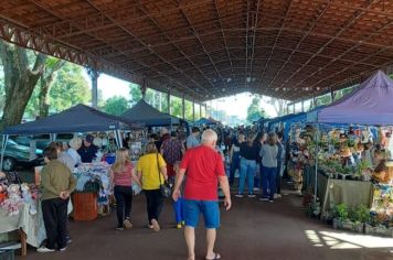 PRIMEIRA FEIRA DO ARTESANATO