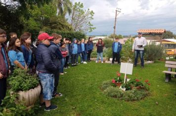 Visita ao Horto de Plantas Bioativas em Bozano