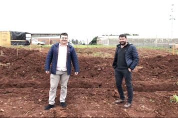 Prefeito Edison Osvaldo Arnt Visita Início das Obras da Arena Coronel - Esportes LTDA