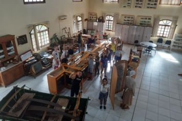 Aniversário do Município: E.M.E.F Miguel Burnier realiza visita ao Museu Municipal