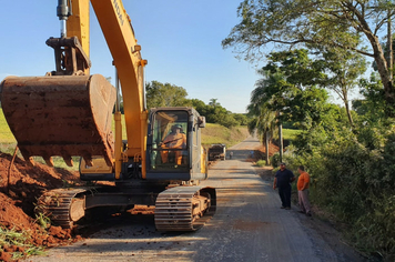 Iniciam as obras de pavimentação asfáltica em Coronel Barros