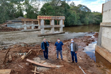 Construção da ponte sobre o Rio Conceição passa para a última etapa