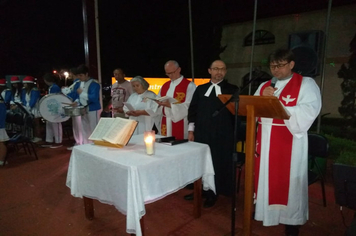 Culto Alusivo à Bíblia é marcado por reflexões