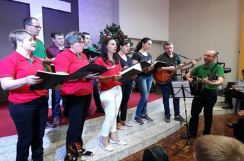 Festividades Natalinas iniciam em Coronel Barros