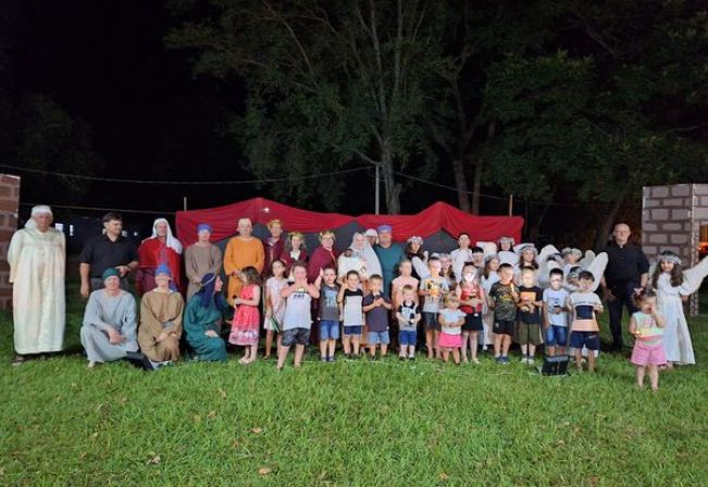 Comunidade de Coronel Barros celebra o Natal do Menino Jesus em emocionante evento na Praça Verde/Rua Coberta