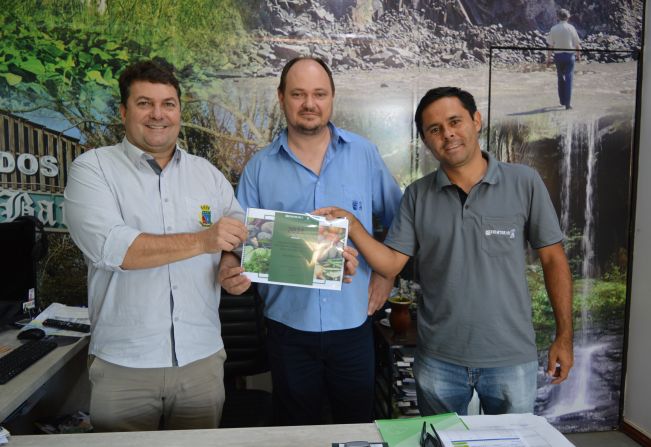 Emater/RS - Ascar - entrega do Relatório de Atividades realizadas pela equipe