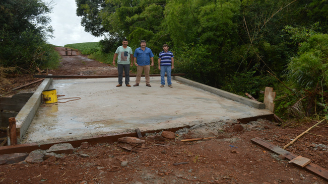 Pontes de madeira são substituídas por novas de concreto no interior de Coronel Barros