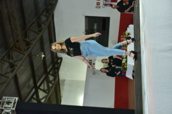Foto - Eleitas as soberanas da 9ª Expocelb de Coronel Barros durante cerimônia no Clube Ipiranga