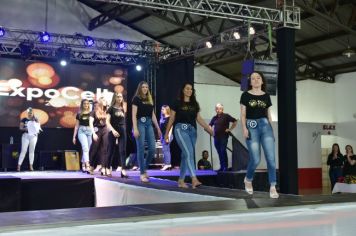 Foto - Eleitas as soberanas da 9ª Expocelb de Coronel Barros durante cerimônia no Clube Ipiranga