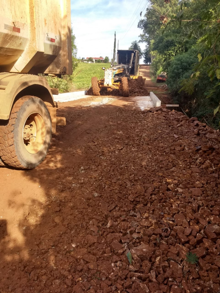 Mais uma ponte de concreto é finalizada no interior do município